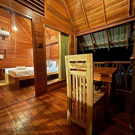 Woodholic Homestay シギリヤ エクステリア 写真