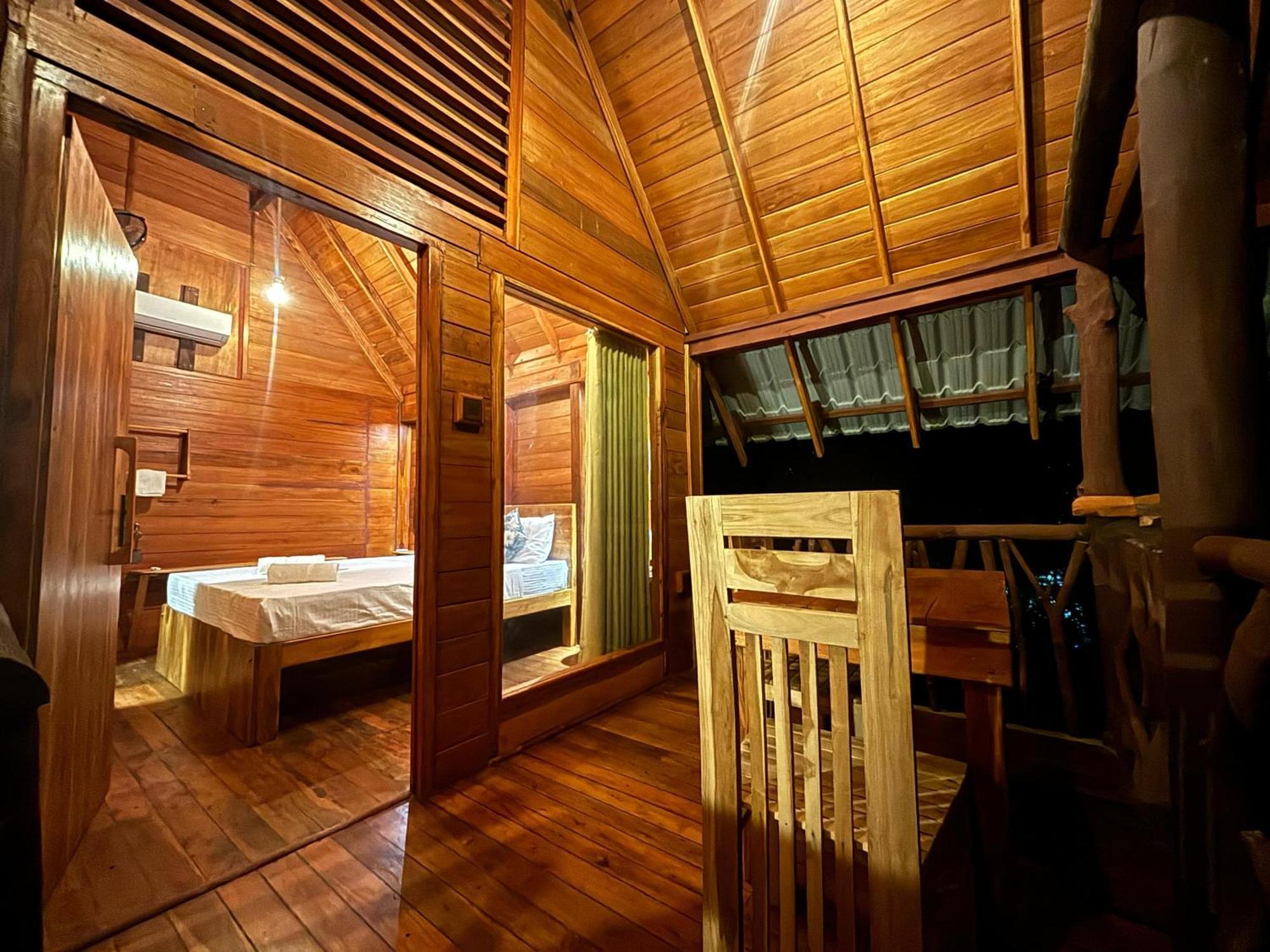 Woodholic Homestay シギリヤ エクステリア 写真