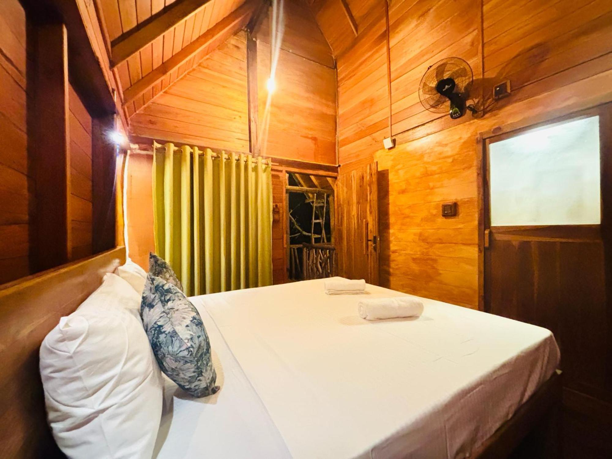 Woodholic Homestay シギリヤ エクステリア 写真
